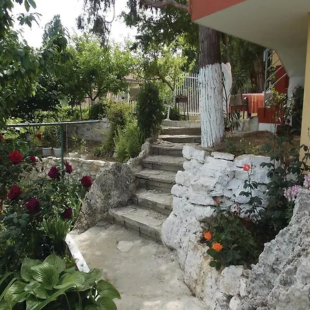 Three-bedroom Holiday In *